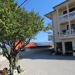 Dobrinj 1 *