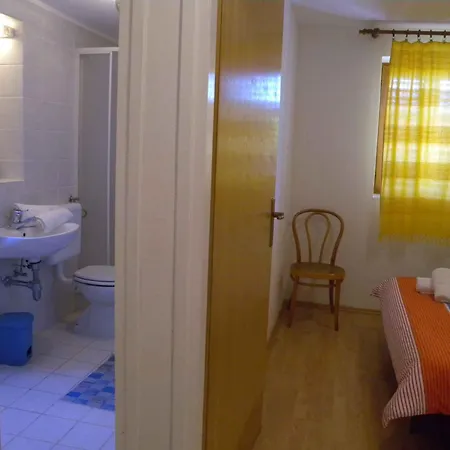 1 Apartment Dobrinj