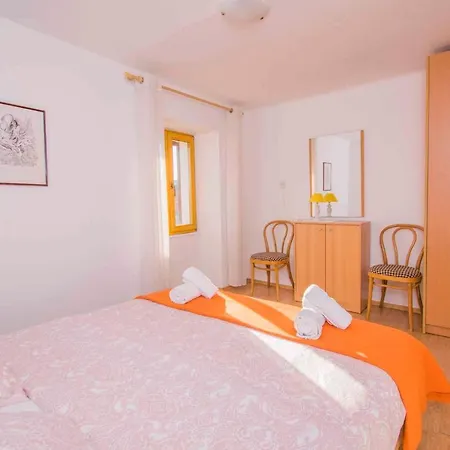 Lägenhet Apartment Dobrinj 1 Klanice