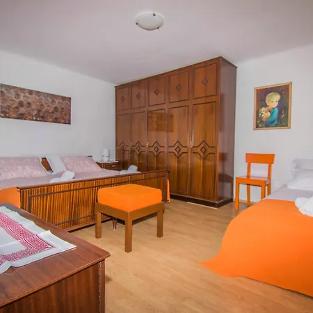 Apartment Dobrinj 1 Lägenhet