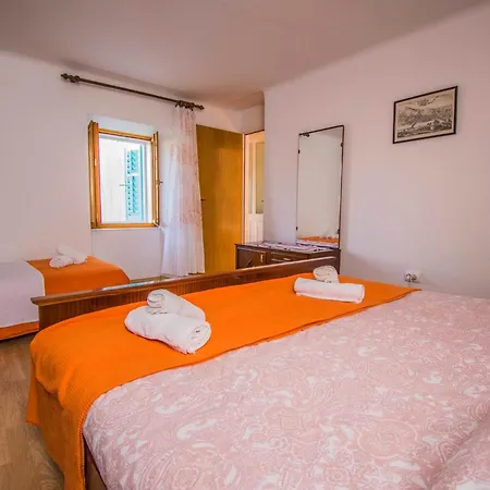 Apartment Dobrinj 1 Lägenhet Klanice