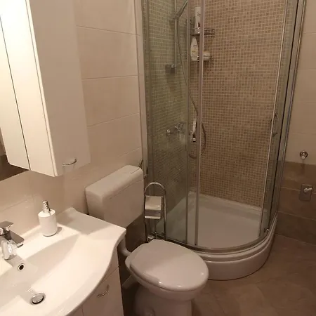 Apartment Dobrinj 1 *